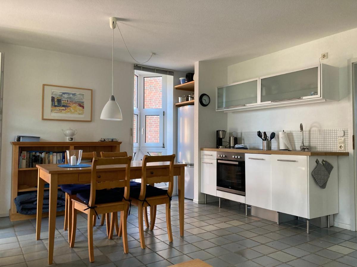 Apartment Haus Karin 1 *
